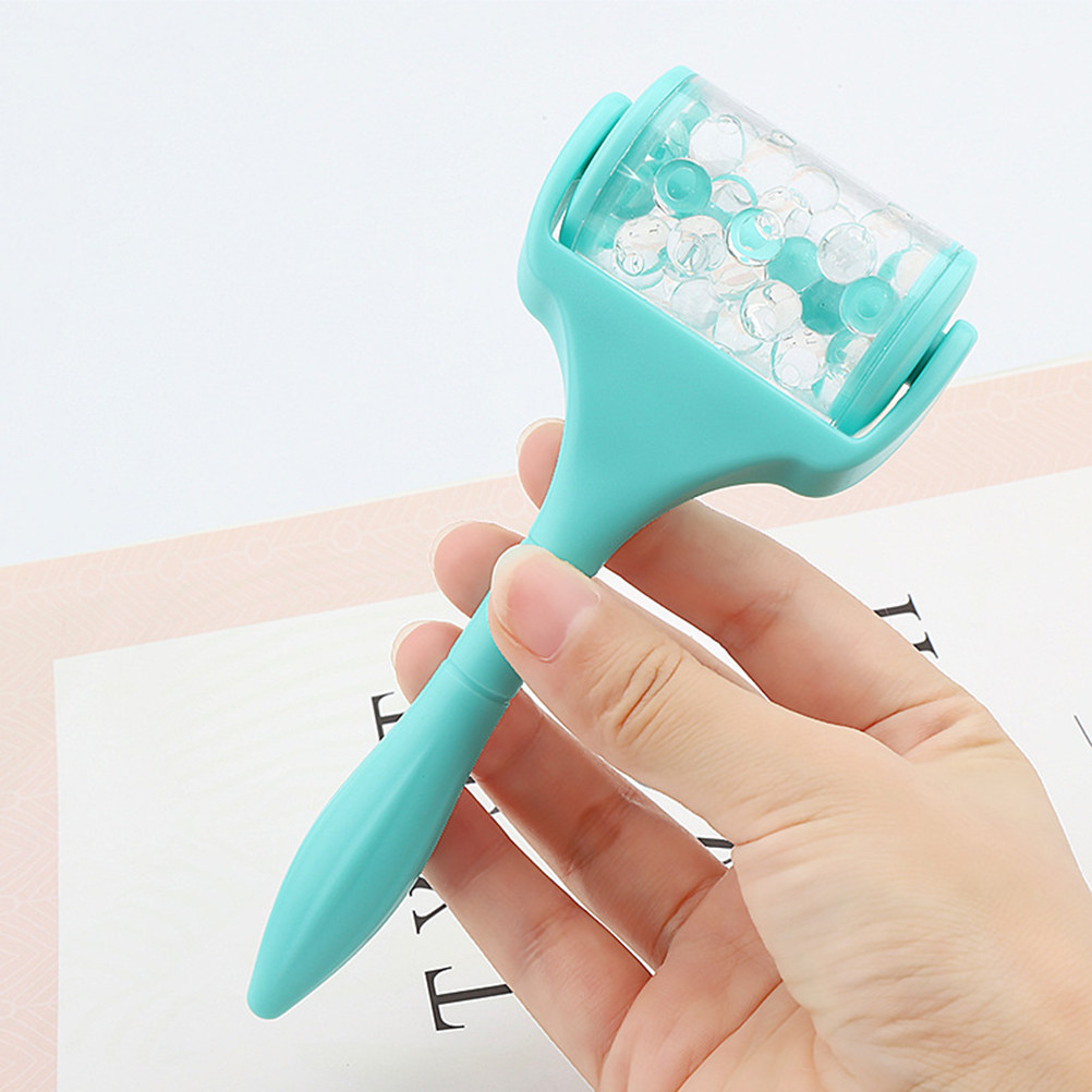 1 قطعة من أداة تدليك الوجه بال - مراجعة Face Ice Roller Puffiness وسعره